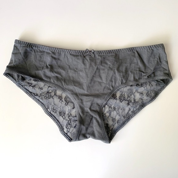 Victoria's Secret Sz M Low Rise Hiphugger Pantie Pewter Bow Lace Ruched Back - Picture 1 of 6
